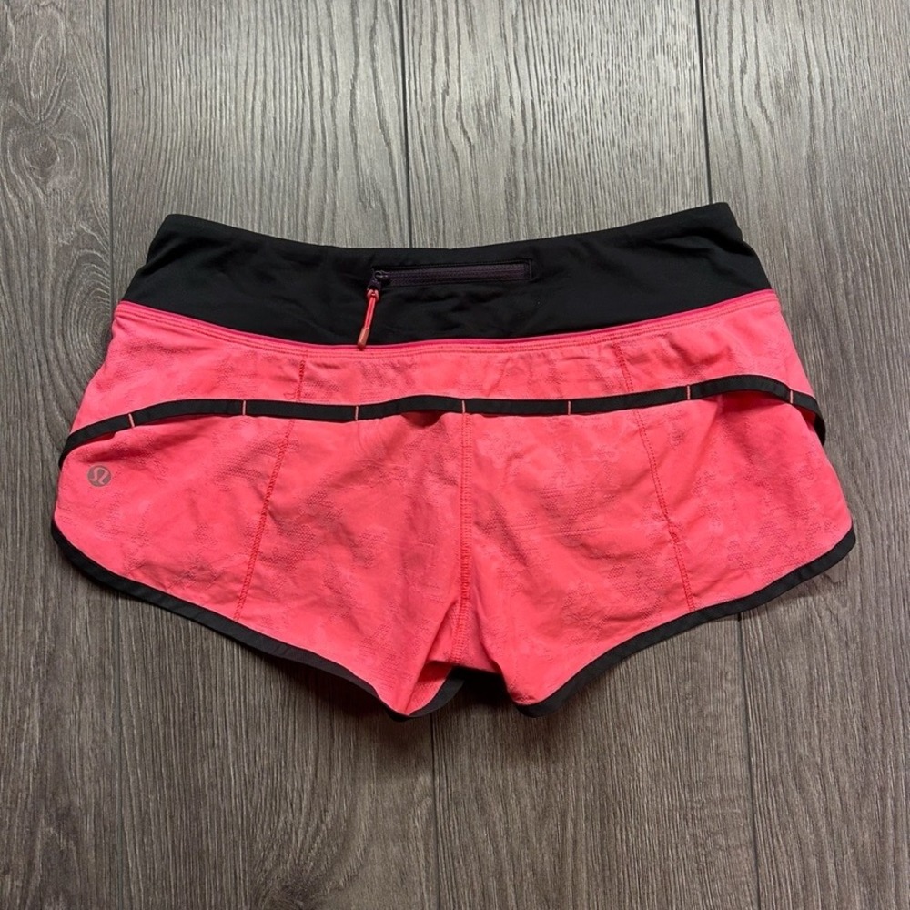 Lululemon Speed Up Running Shorts Pink Floral Jacquard Black Trim Size 4
